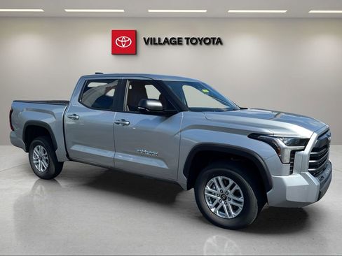 New 2026 Toyota Tundra SR5 AWD/4WD image 7