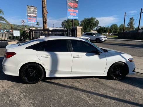 Used 2022 Honda Civic Sport image 3