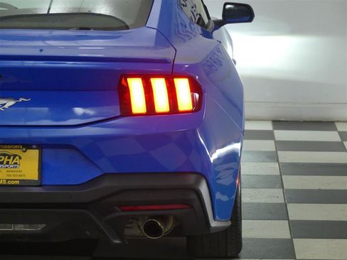 Used 2024 Ford Mustang Premium RWD image 30