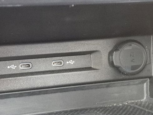 Used 2022 Volkswagen Tiguan SEL R-Line image 33