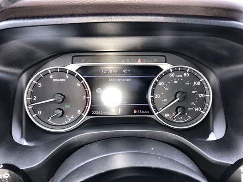 Used 2022 Nissan Rogue SV w/ SV Premium Package image 15