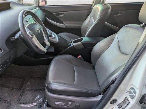 Used 2015 Toyota Prius Prime Advanced image 15