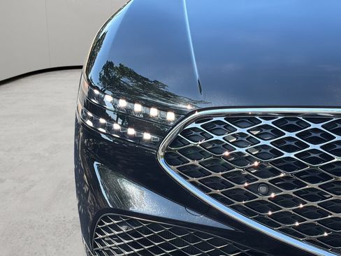 Used 2024 Genesis G90 3.5T AWD/4WD image 45