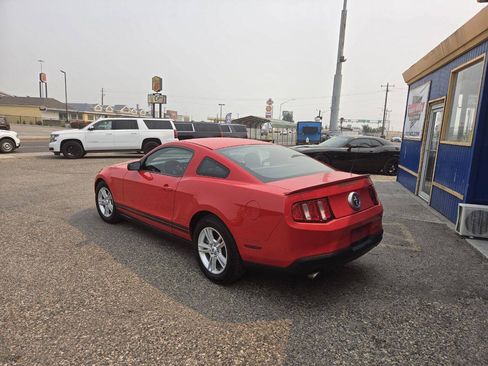 Used 2011 Ford Mustang Coupe w/ 101A Rapid Spec Order Code RWD image 3