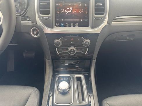 Used 2023 Chrysler 300 Touring image 11