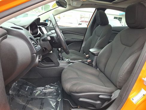 Used 2013 Dodge Dart SXT FWD image 14