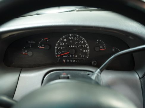 Used 1998 Ford F150 XL image 31