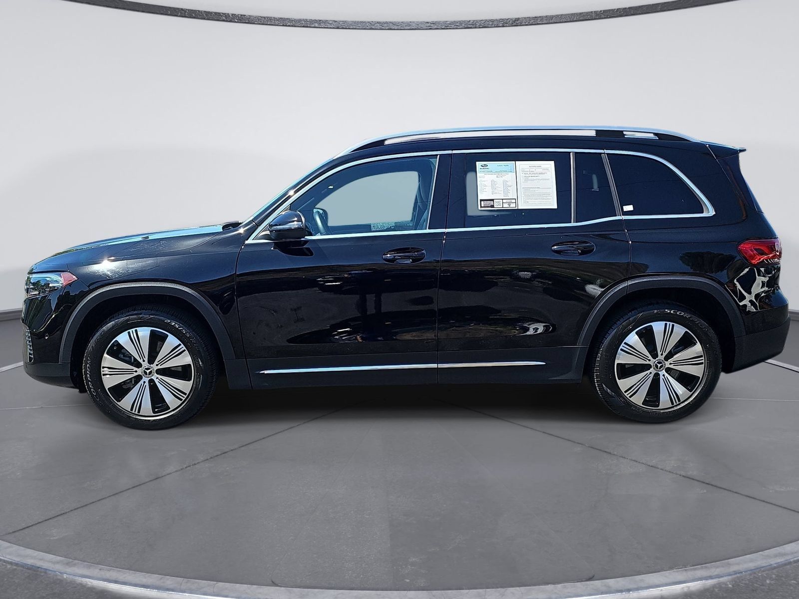 Used 2023 Mercedes-Benz EQB 300 4MATIC image 6