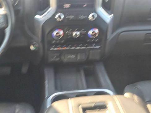 Used 2020 GMC Sierra 1500 SLT w/ SLT Premium Plus Package AWD/4WD image 17