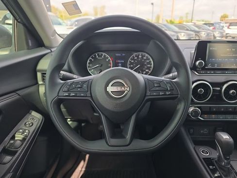 Used 2024 Nissan Sentra S image 23