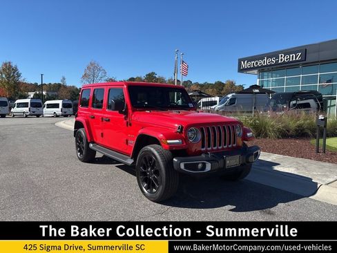 Used 2021 Jeep Wrangler Unlimited Sahara w/ Cold Weather Group AWD/4WD image 1