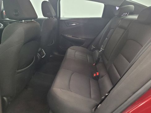 Used 2018 Chevrolet Malibu LT image 18