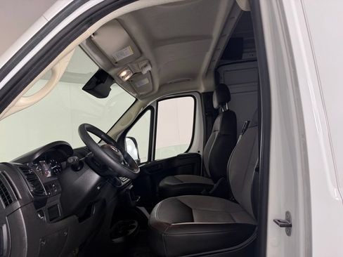 Used 2025 RAM ProMaster 3500 w/ Convenience Group FWD image 20