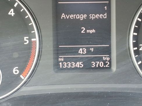 Used 2013 Volkswagen Passat TDI SEL Premium image 13