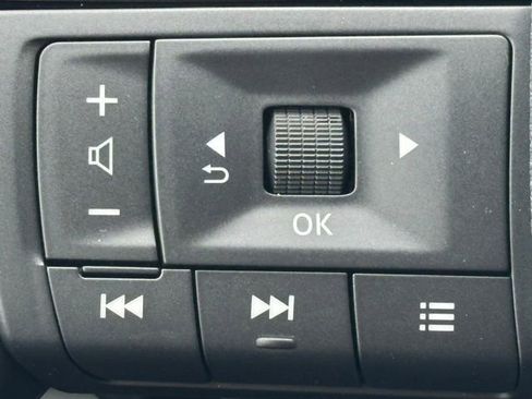 New 2026 Nissan Pathfinder Platinum w/ Cargo Package image 32