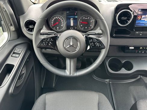 New 2026 Mercedes-Benz Sprinter 2500 image 11
