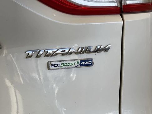 Used 2015 Ford Escape Titanium image 12