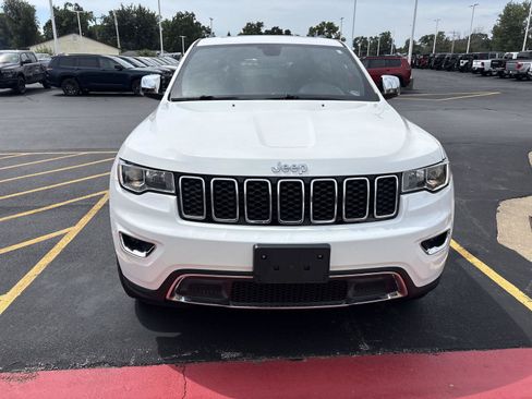 Used 2018 Jeep Grand Cherokee Limited w/ Trailer Tow Group IV AWD/4WD image 2