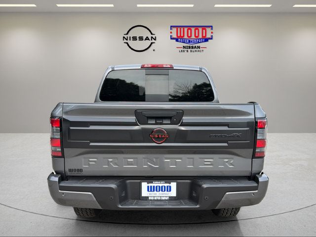 Used 2026 Nissan Frontier PRO-4X AWD/4WD image 3