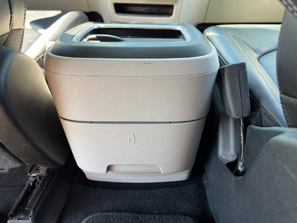 Used 2024 Chrysler Pacifica Limited FWD image 14