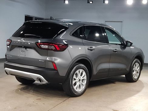 Used 2025 Ford Escape Active AWD/4WD image 7