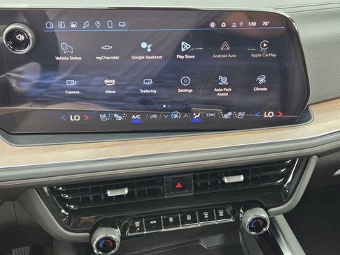 New 2025 Chevrolet Suburban High Country w/ Sun And Tow Package AWD/4WD image 12