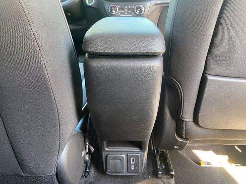 Used 2023 Chevrolet TrailBlazer LT w/ Sun and Liftgate Package image 27