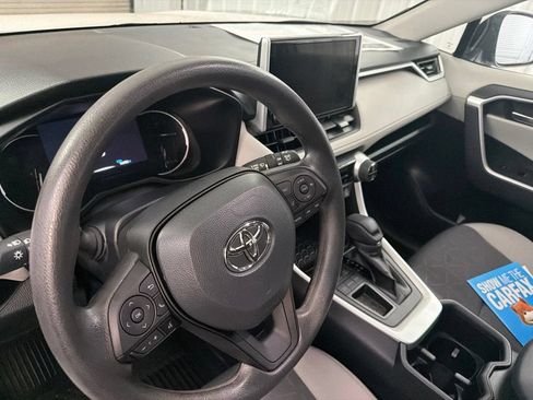 Used 2024 Toyota RAV4 XLE w/ Convenience Package FWD image 11