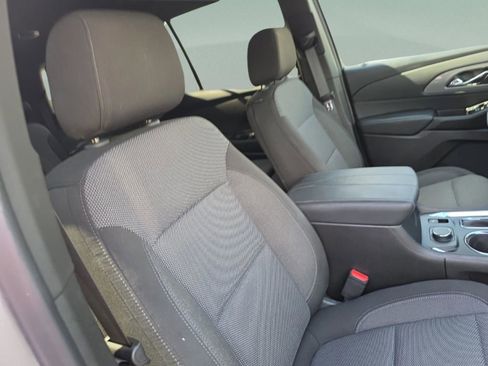 Used 2023 Chevrolet Traverse LT FWD image 29