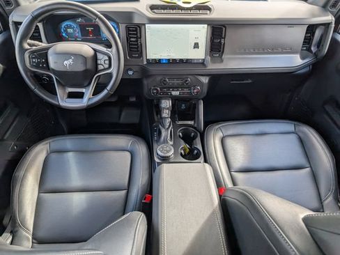 Used 2025 Ford Bronco Badlands AWD/4WD image 5
