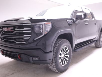 Used 2022 GMC Sierra 1500 AT4 w/ AT4 Preferred Package