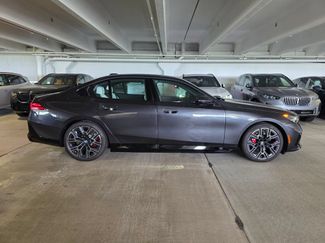 New 2027 BMW i5 eDrive40 w/ M Sport Package RWD video 3