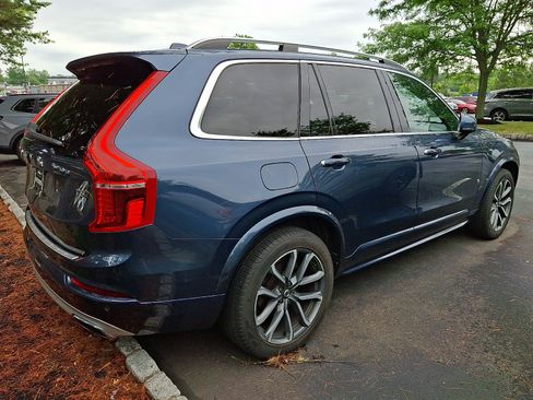 Used 2019 Volvo XC90 T6 Momentum w/ Protection Package Premier AWD/4WD image 5