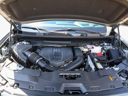 New 2027 GMC Acadia Denali Ultimate w/ LPO, Floor Liner Package AWD/4WD image 43