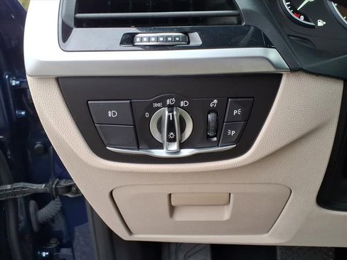 Used 2019 BMW X3 xDrive30i w/ Premium Package image 17