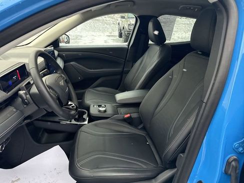 Used 2023 Ford Mustang Mach-E Premium image 15