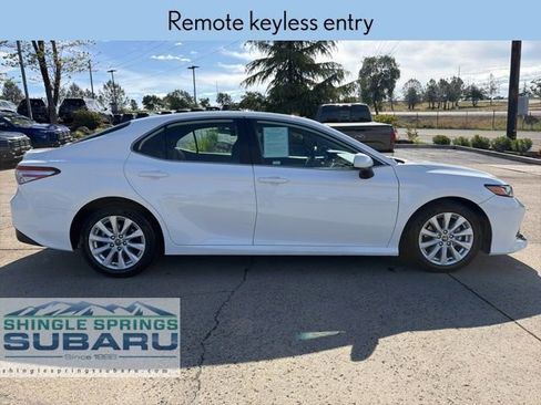 Used 2020 Toyota Camry LE FWD image 3