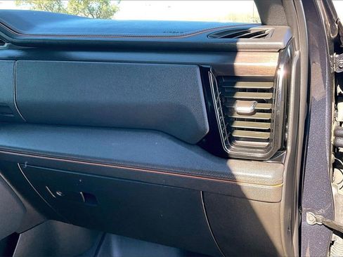 Used 2024 GMC Sierra 2500 AT4 w/ AT4 Premium Plus Package image 23