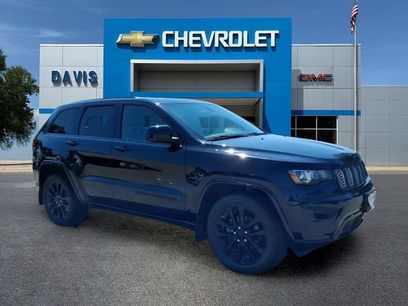 Used 2018 Jeep Grand Cherokee Altitude