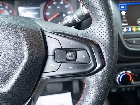 Used 2022 Chevrolet TrailBlazer RS image 22