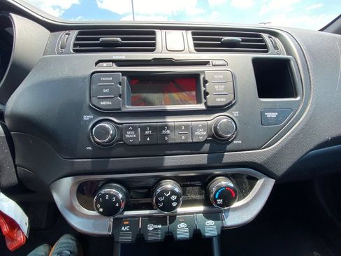 Used 2013 Kia Rio LX w/ PWR Pkg FWD image 17