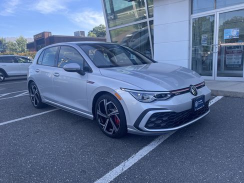 Certified 2024 Volkswagen GTI SE FWD image 1