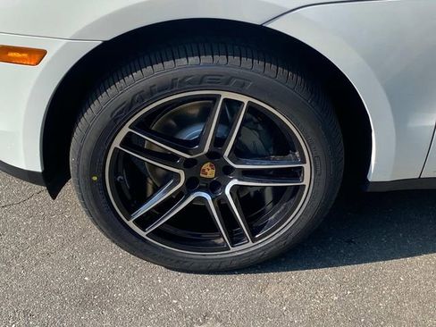 Used 2020 Porsche Macan S AWD/4WD image 6