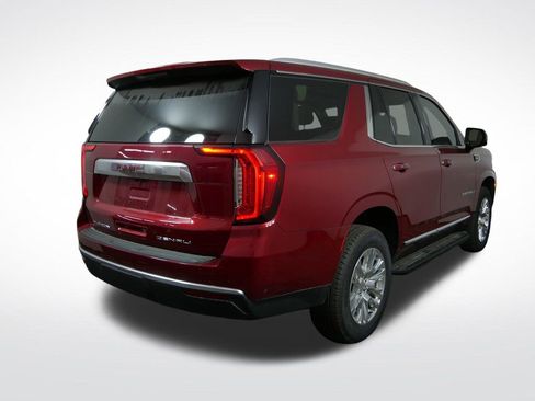 Used 2024 GMC Yukon Denali AWD/4WD image 3