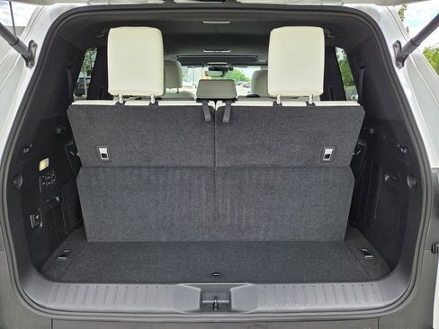 New 2026 Lexus LX 600 4WD w/ Luxury Package image 41
