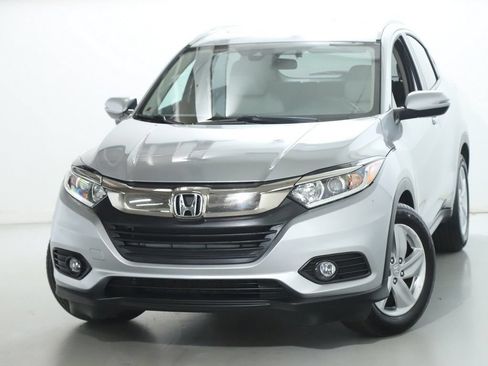 Used 2020 Honda HR-V EX image 3