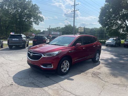 Used 2018 Buick Enclave Essence FWD image 1
