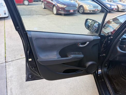 Used 2009 Honda Fit image 12