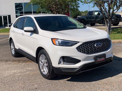 Used 2024 Ford Edge SEL w/ Convenience Package