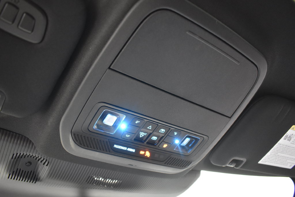 Used 2025 Ford Explorer ST AWD/4WD image 30